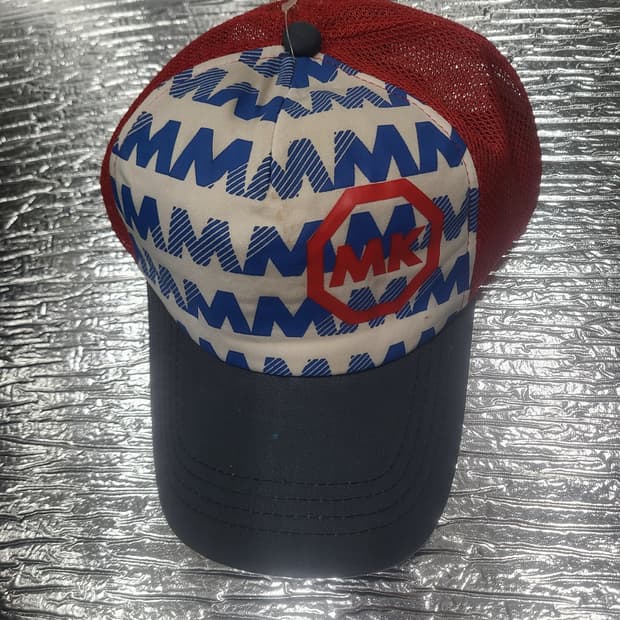 미치코런던 데드스탁 매쉬볼캡