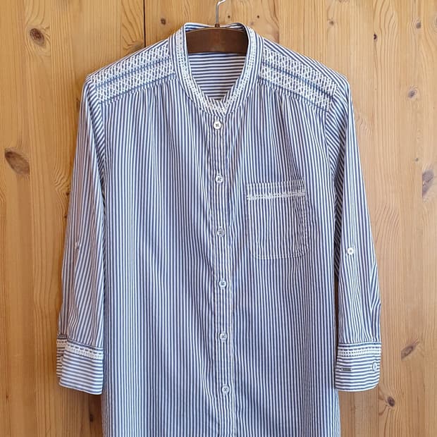 66.헤지스 스트라이프 셔츠