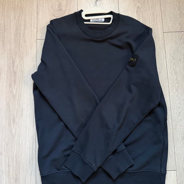 스톤아일랜드 맨투맨