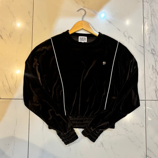 마리떼 프랑소와 저버 벨벳 브라운 맨투맨