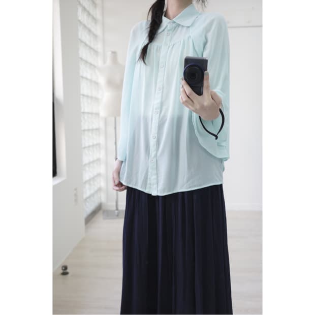 Mint round collar blouse