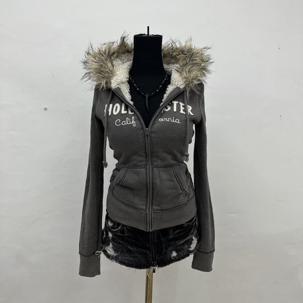 holister fur hood jacket
