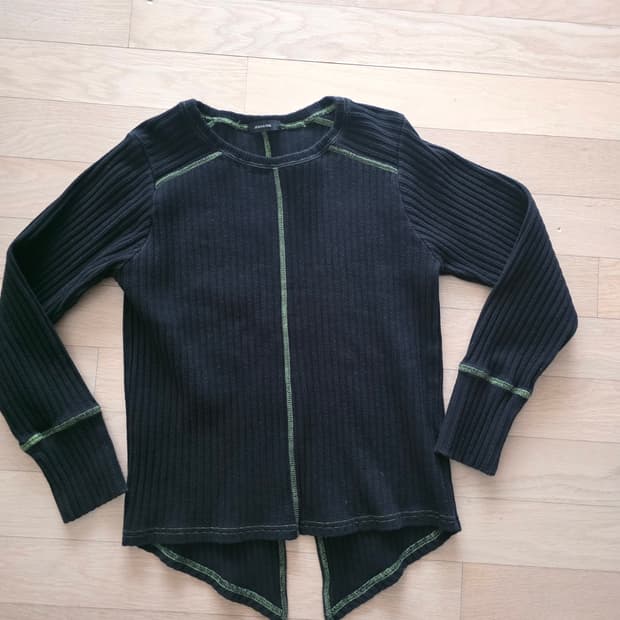 스티치 빈티지 맨투맨 뒷트임