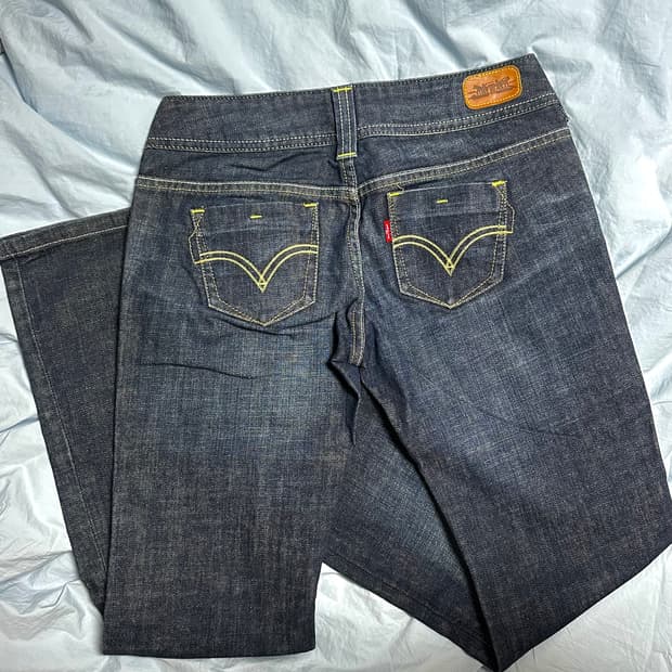 리바이스 levi’s 진청 데님 빈티지 로우라이즈 생지부츠컷진