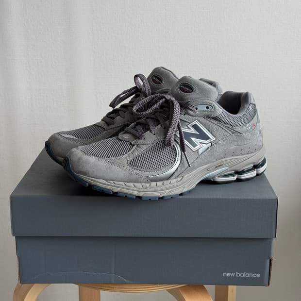New Balance 2002R Gray