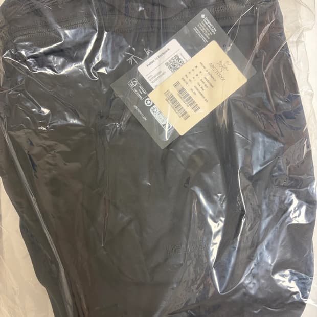 [미개봉 새상품] 아크테릭스 헬리아드 15 백팩 블랙