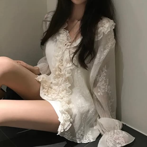 쉬폰 레이스 프릴 블라우스 새상품