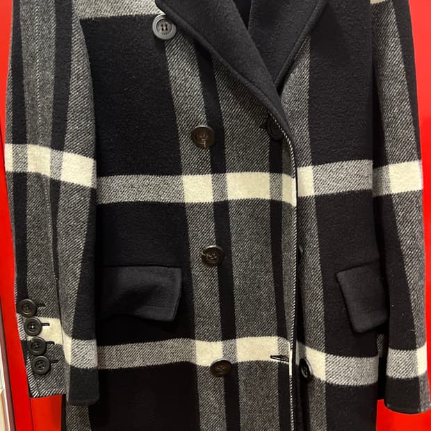 버버리 남성 코트 팝니다