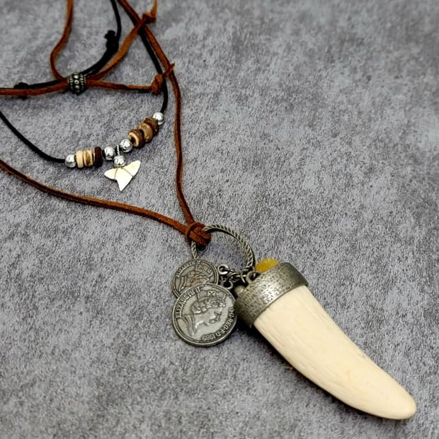 vintage necklace set