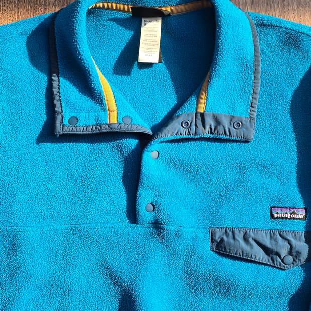파타고니아 신칠라 스냅티 블루/네이비 L 라이트웨이트
