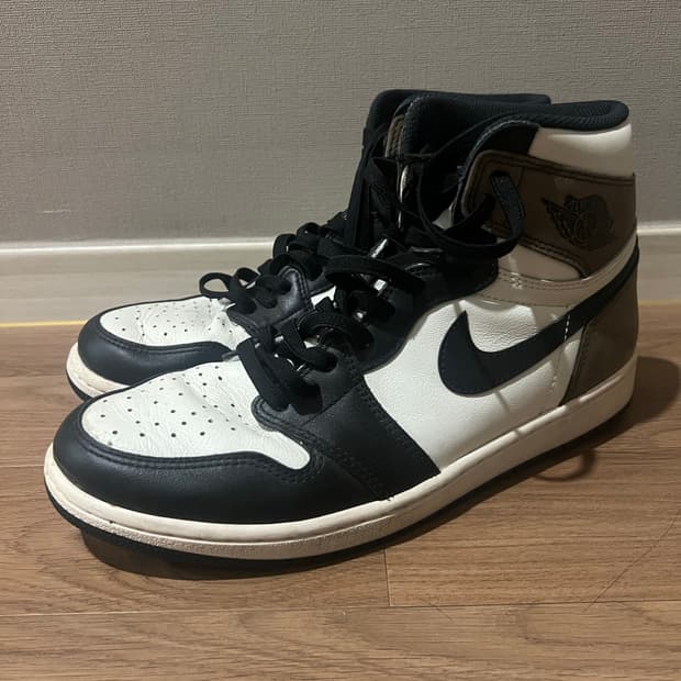 나이키 조던1 레트로 하이 모카