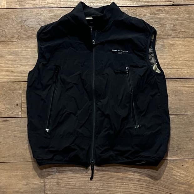 꼼데가르송 옴므 베스트 xl사이즈