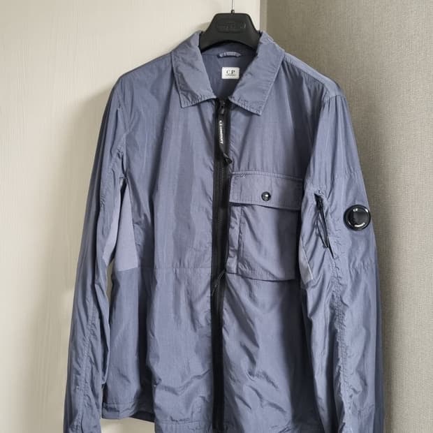 cp컴퍼니 나일론 크롬 자켓