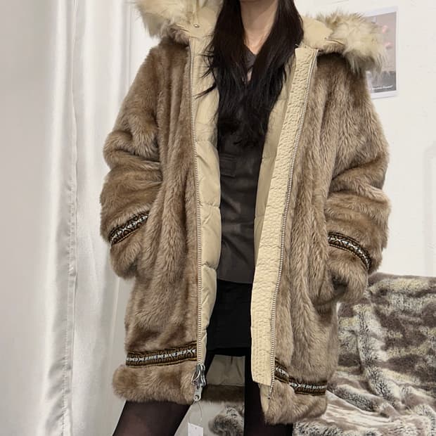 1970s 빈티지 HANSA 털 구스 다운 패딩 코트