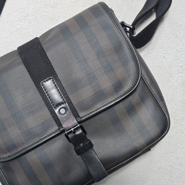 Burberry 버버리 스모키 노바체크 크로스백