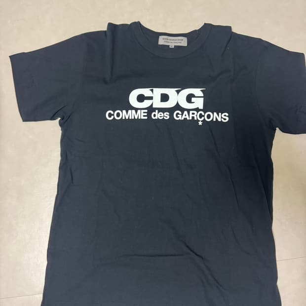 꼼데 티셔츠 XL