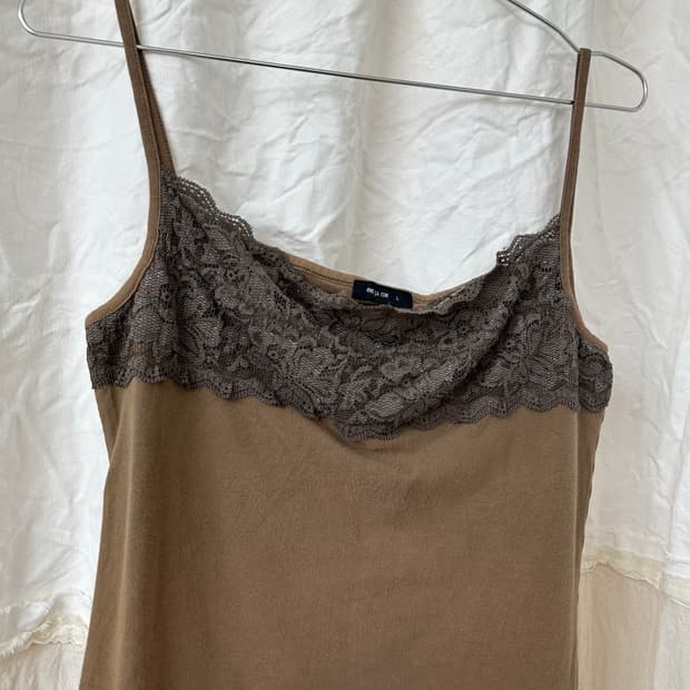 comme ca ism lace sleeveless