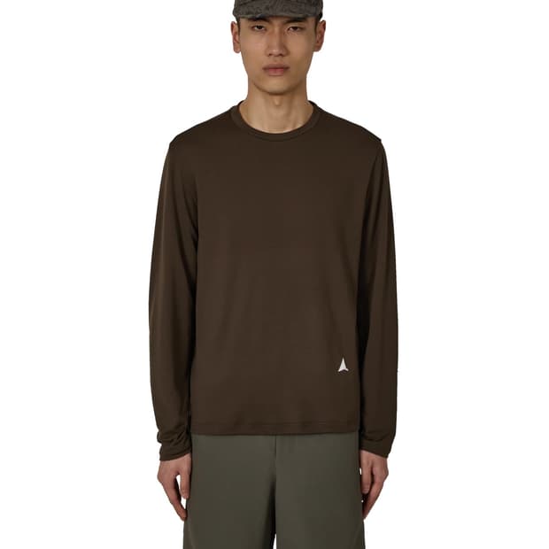 [M,L]로아 하이킹 25fw Fireflies 롱슬리브리스 탑/브라운
