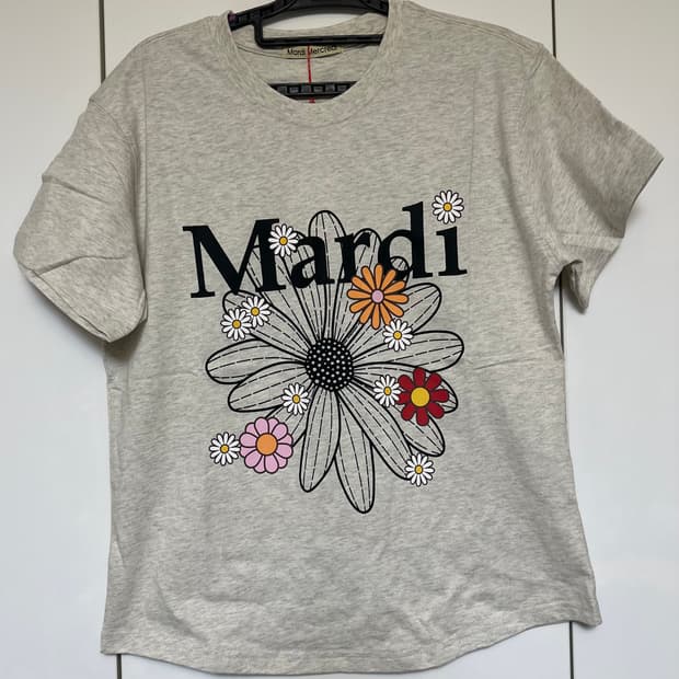 마르디 메크르디 플라워 반팔 티셔츠