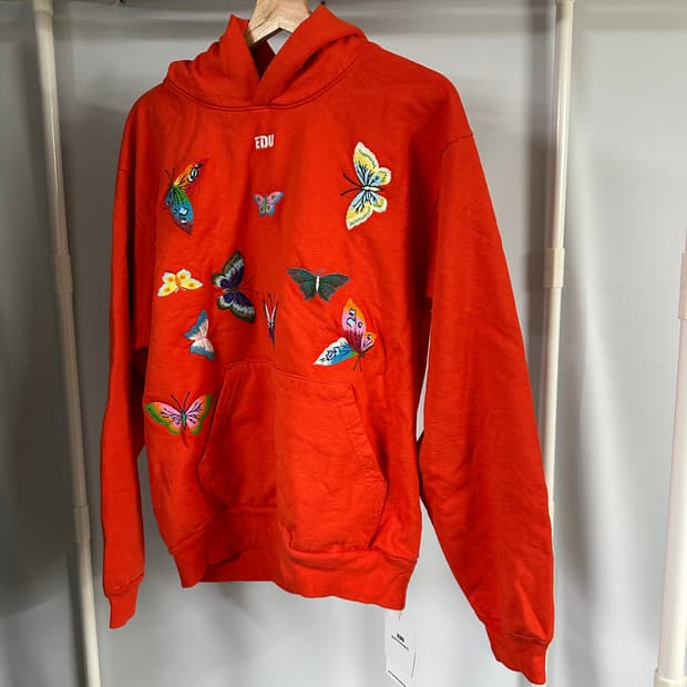 EDU motif de broderie 자수 기모 후드티