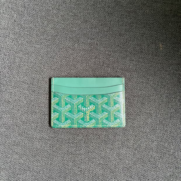 새상품급 고야드 생쉴피스 카드지갑 스페셜 그린 팝니다