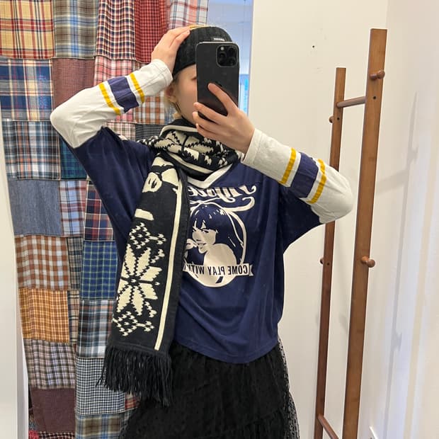 히스테릭글래머 브이넥 네이비 히스걸 롱슬리브