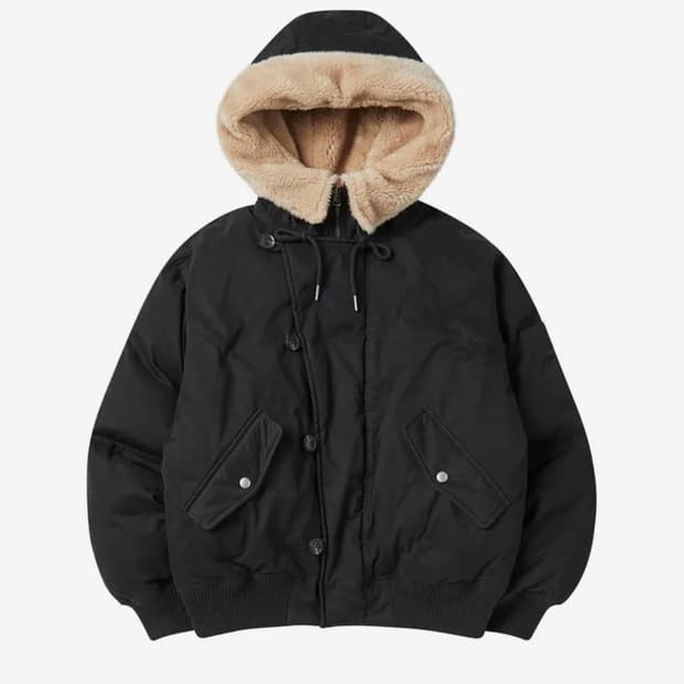 꼬모니노즈 HOOD SHORT

PADDING JUMPER