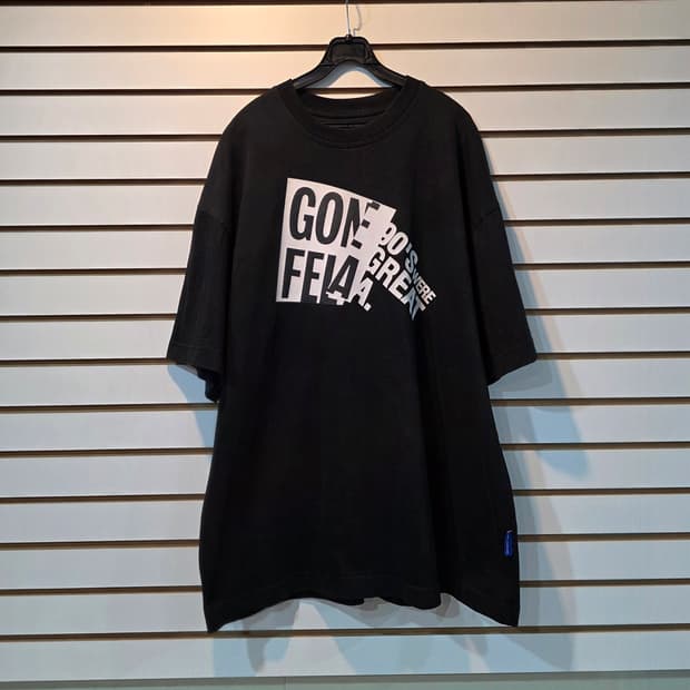 (남녀공용) 페인팅 포인트 반팔 박스티