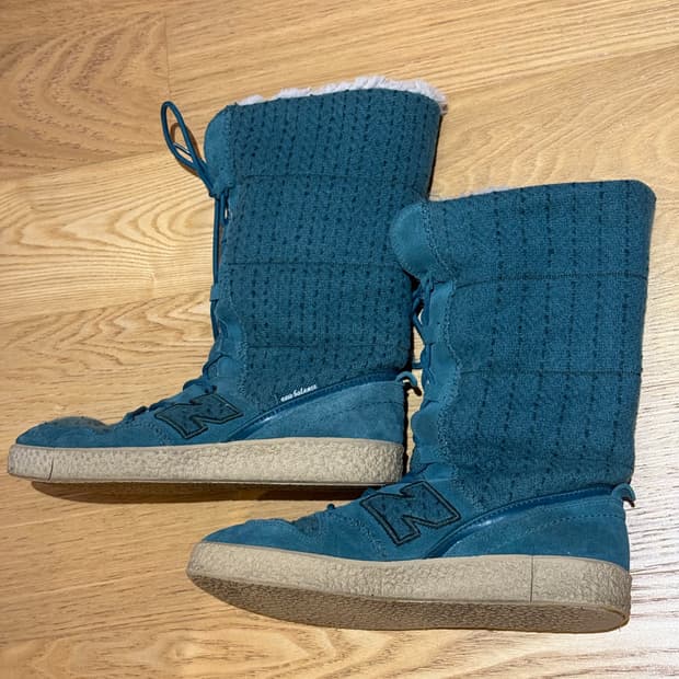 뉴밸런스 털부츠 240