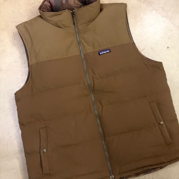 파타고니아 리버시블 패딩조끼 