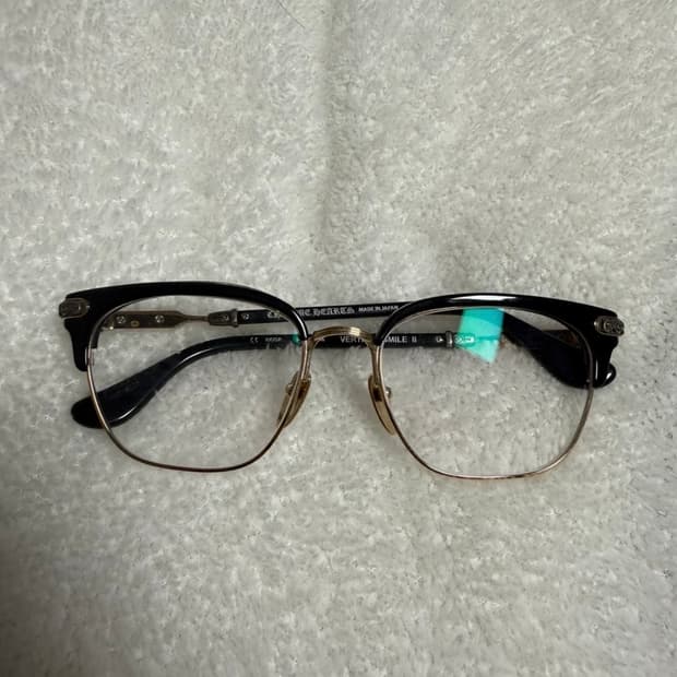 크롬하츠 버티칼스마일