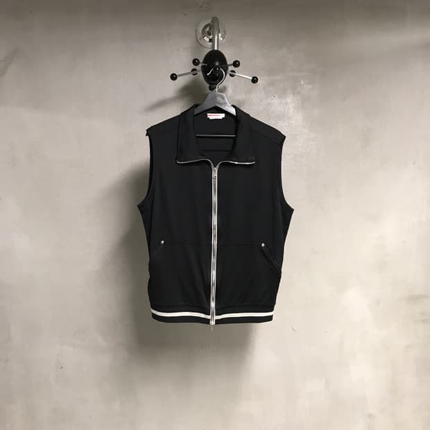 프라다 베스트 XL