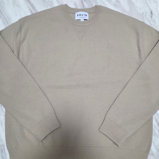 솔리드옴므 니트 맨투맨