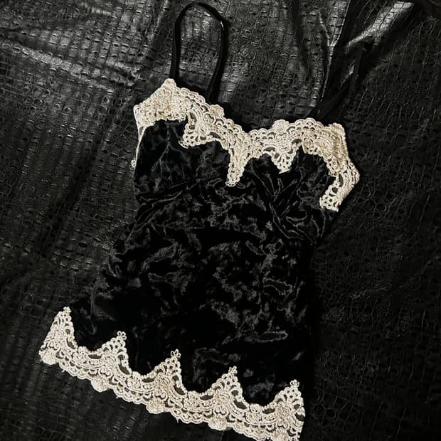 [Cecil McBee] goth•punk 고딕 레이스 슬리브리스 나시