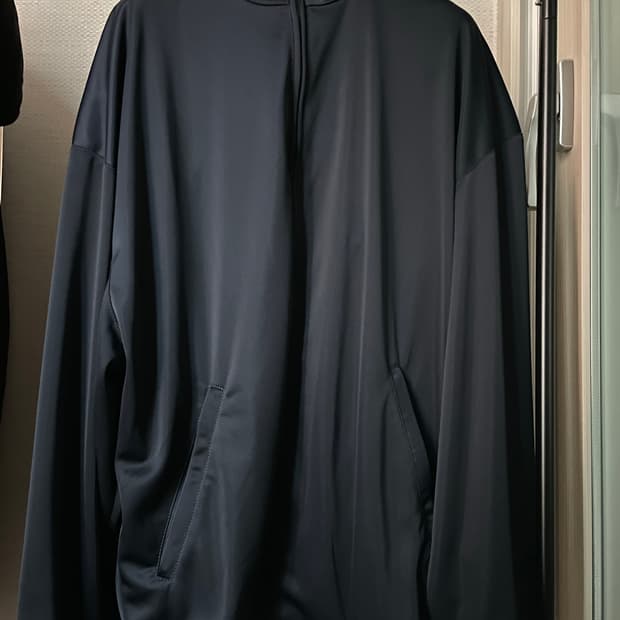 발렌시아가 가드로브 자켓