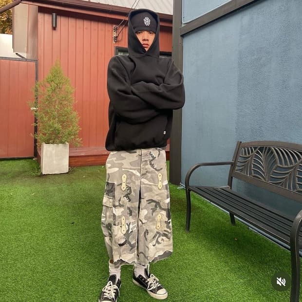 Vintage Russell Athletic Hoodie Black M