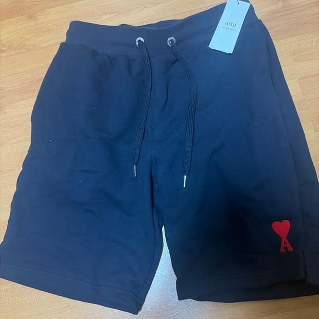 아미 반바지 네이비 M(새상품)