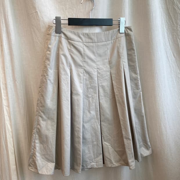 UNIQLO 그레이 플리츠 스커트(25)
