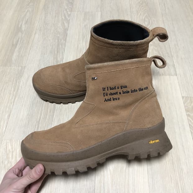 (280) 언다이드룸 X 인세인개러지 비브람 사하라 부츠 카멜