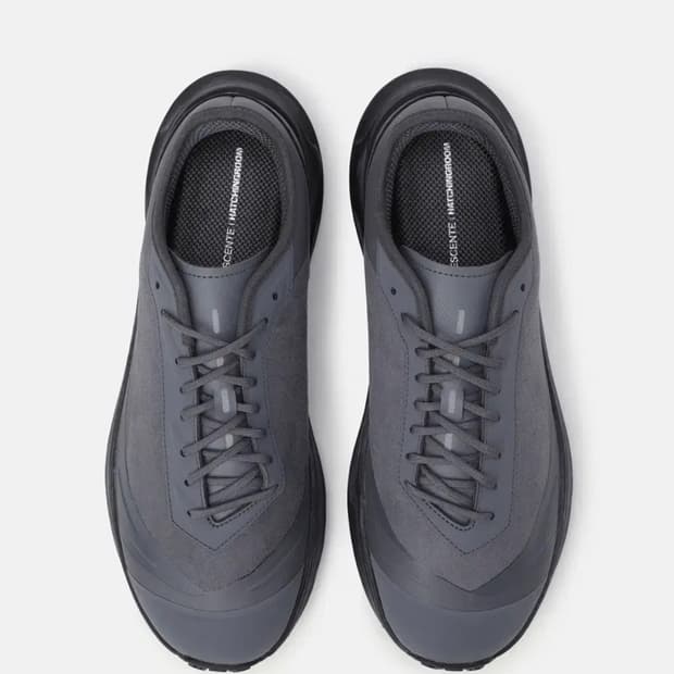 [270] 해칭룸 데상트 그레이