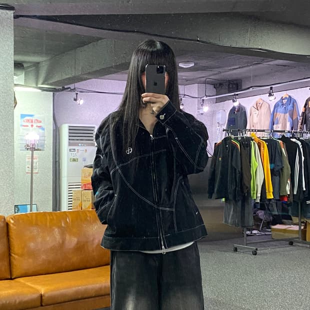 노매뉴얼 스티치 워크 블랙 자켓 B4528