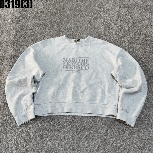 마리떼프랑소와저버 크롭 맨투맨