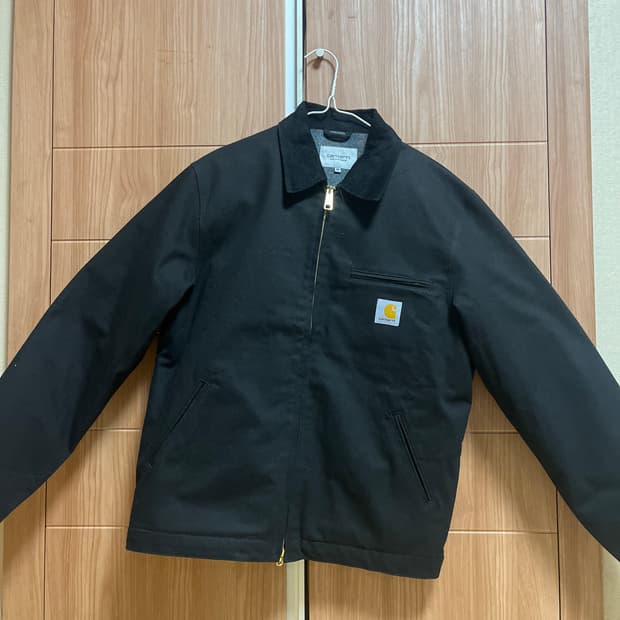 칼하트 자켓 팝니다.