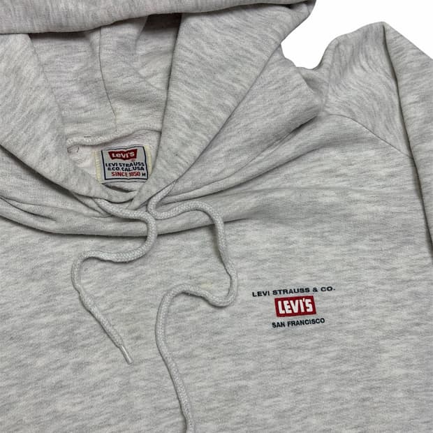 90s Levi’s Small Logo Hoodie / Vintage