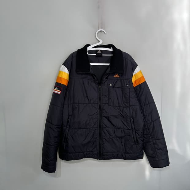 아디다스 남성 누빔 패딩 105