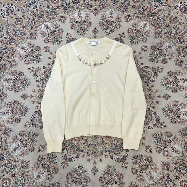 꼼데가르송 x 리지아디아즈 비즈 디테일 가디건