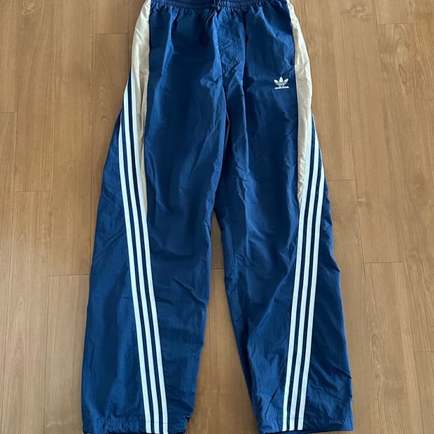 희귀 아디다스 트레이닝 팬츠 L