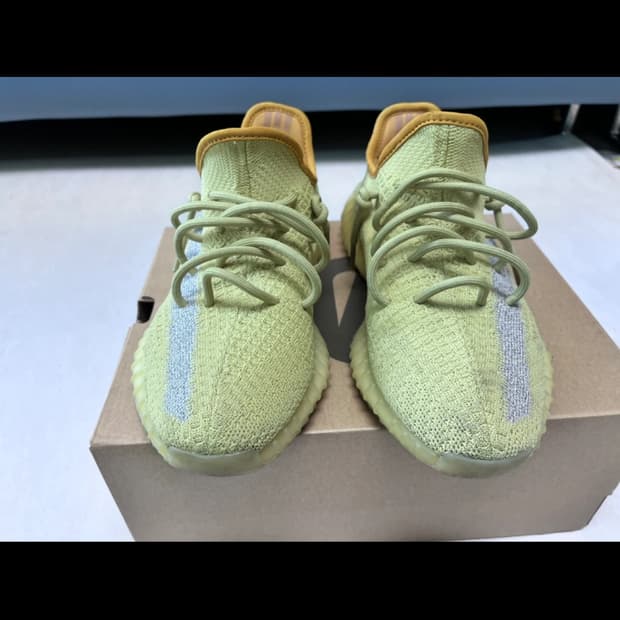 아이다스 이지 350 V2 마쉬