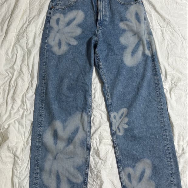 ZARA FLOWER DENIM PANTS