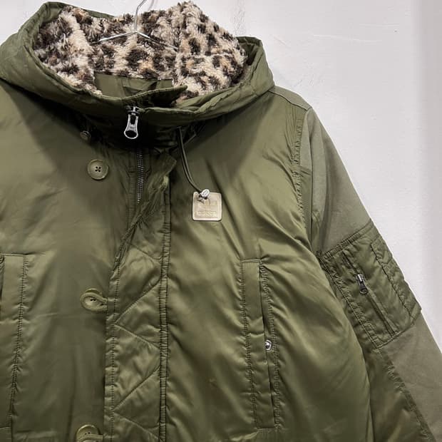 아디다스 오리지널 호피헤어 덕다운 후드 야상 롱봄버